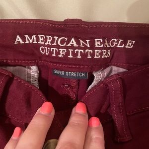 American Eagle pants - 6 short - super stretch skinny - wine color